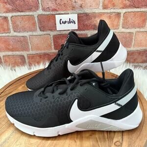 Nike Legend Essential 2 Black White‎ Women's Size 10 CQ9545-001 New